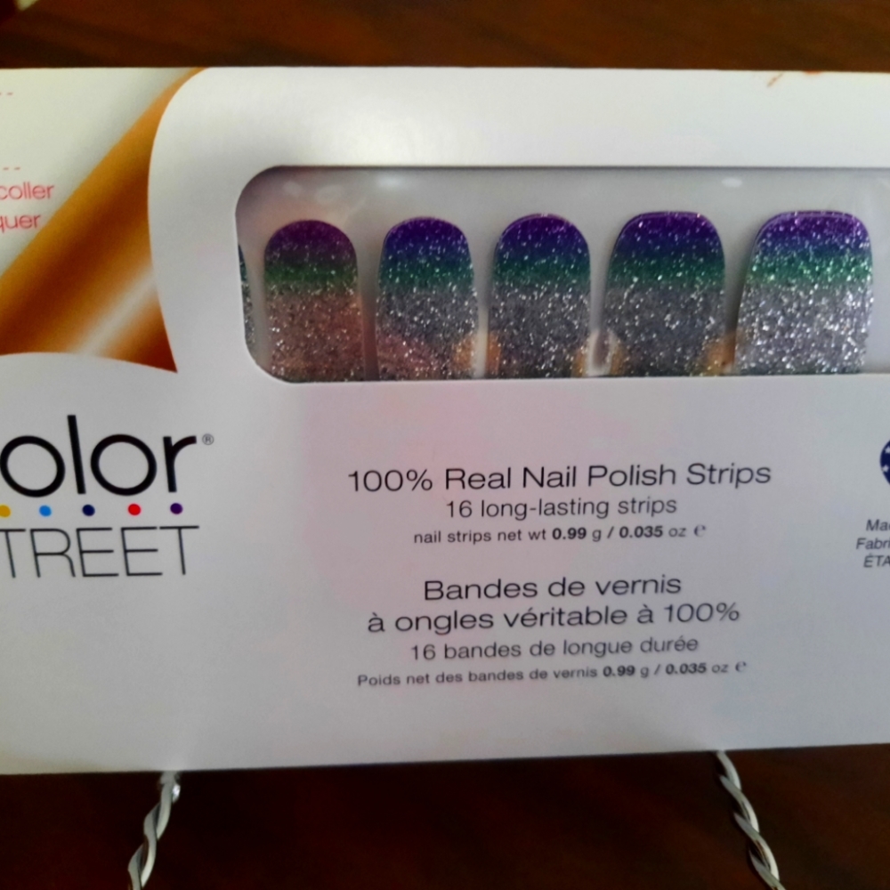 Pacific waters color street nail strips